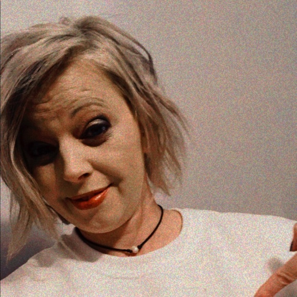 Meet your Posher, Tammy - Picture 1 of 1